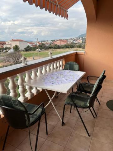 Mira Appartement Barbat na Rabu Buitenkant foto